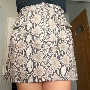Sexy denim top shop skirt snake print